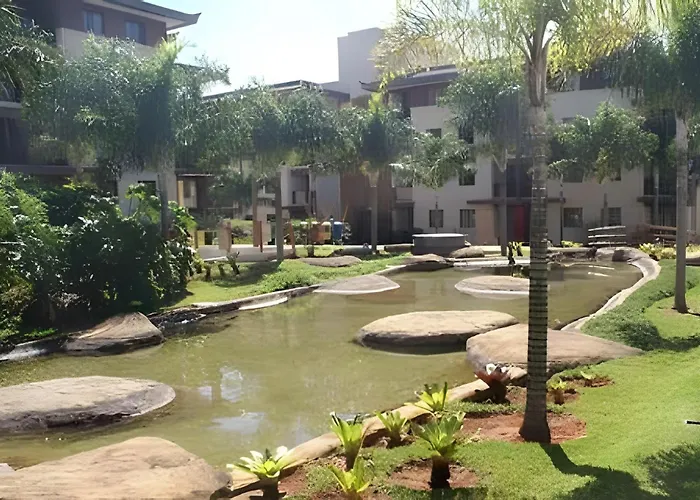 Life Resort beira lago próx a esplanada
